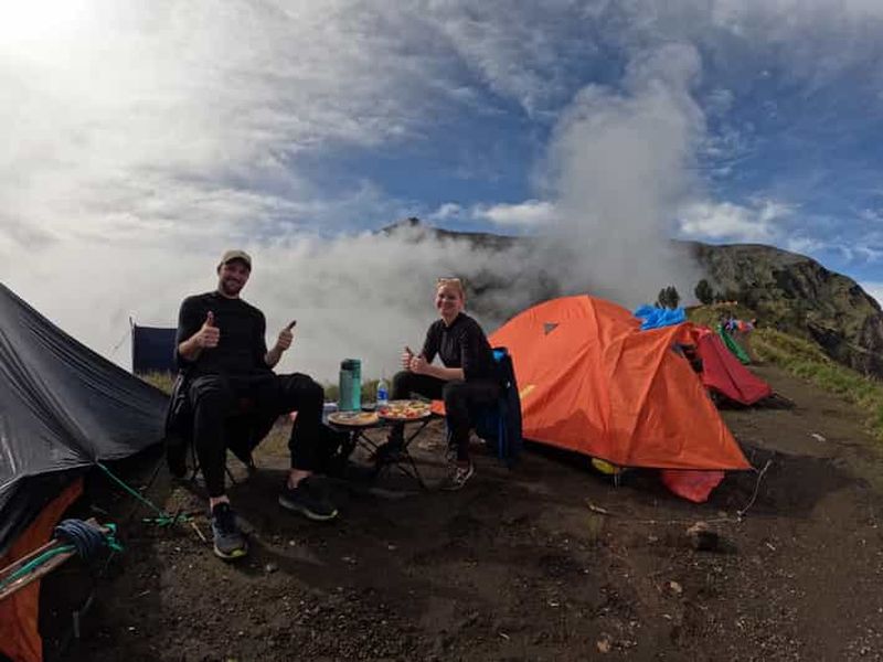 Billet Depuis Senaru : Trek de 2 jours au sommet du Mont Rinjani