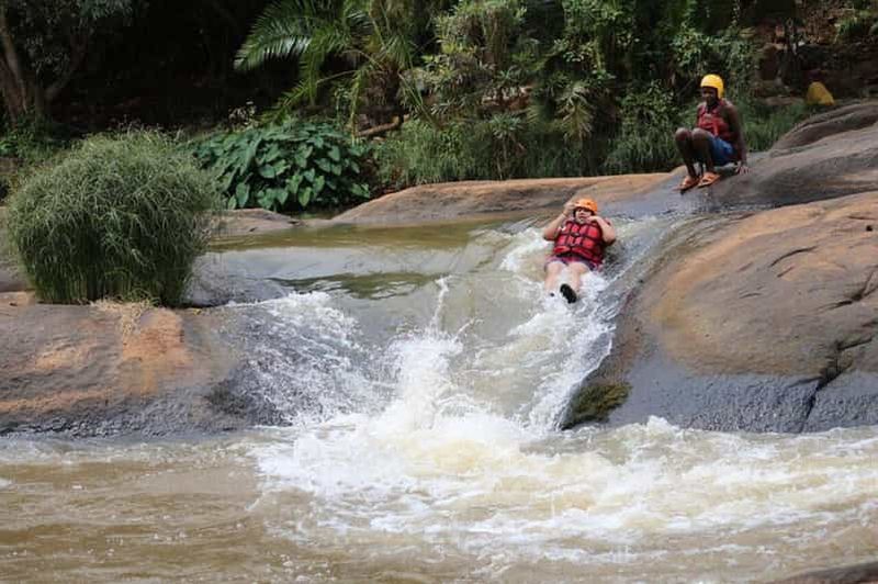 Billet Rivière Sagana : aventure de rafting en eaux vives avec guide