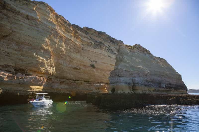 Billet Portimão : excursion matinale de luxe en bateau à moteur