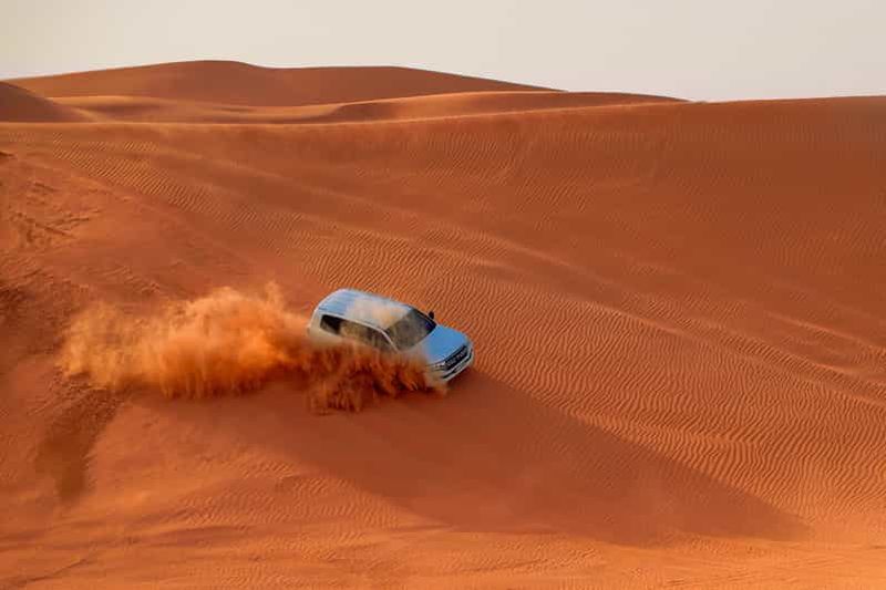 Billet Dubaï : safari, buggy dans les dunes, sandboard, chameaux et barbecue