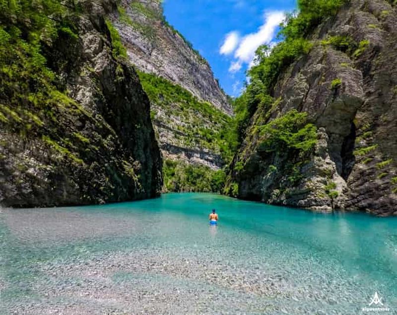 Billet Tirana/Durres/Shkodra : excursion en bateau sur la rivière Shala et le lac Koman