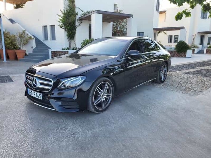 Billet Santorin : Transfert privé aller simple de l'aéroport ou du port