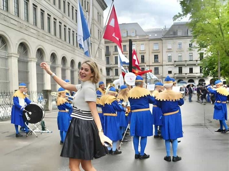 Billet Zurich : visite à pied privée de la ville avec trajet en Polybahn