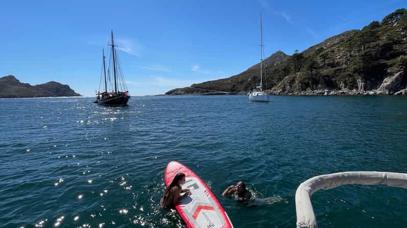 Billet Vigo : Excursion en bateau à voile avec skipper dans les îles Cíes