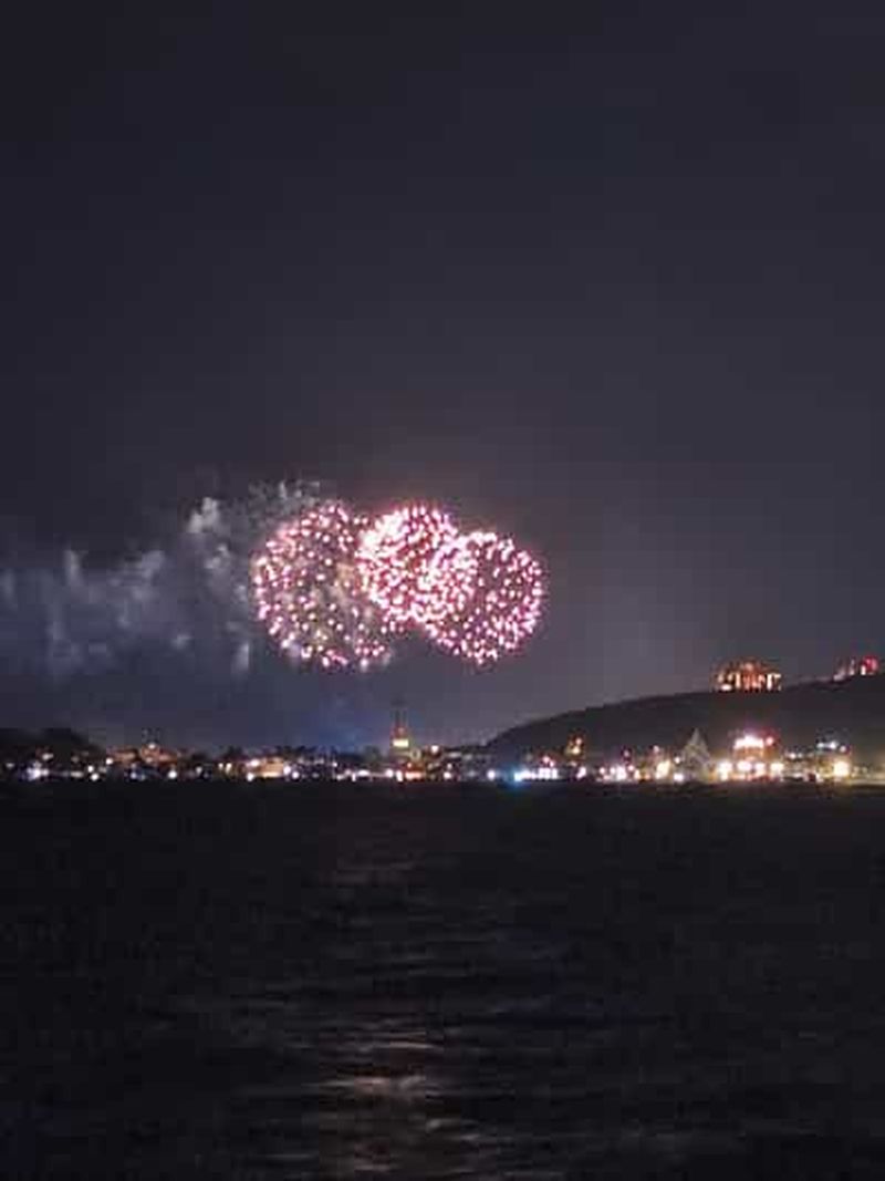 Billet Phú Quốc : croisière au coucher du soleil, dîner léger et pêche au calamar