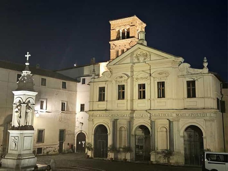 Billet Les ombres de Rome : Entre légendes et esprits