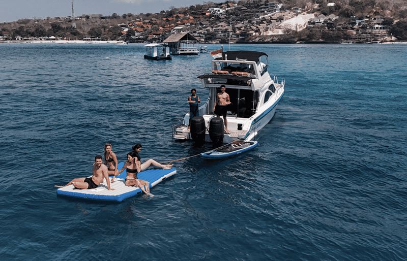 Billet Nusa Dua : Excursion en yacht de luxe au coucher du soleil et pêche au corail