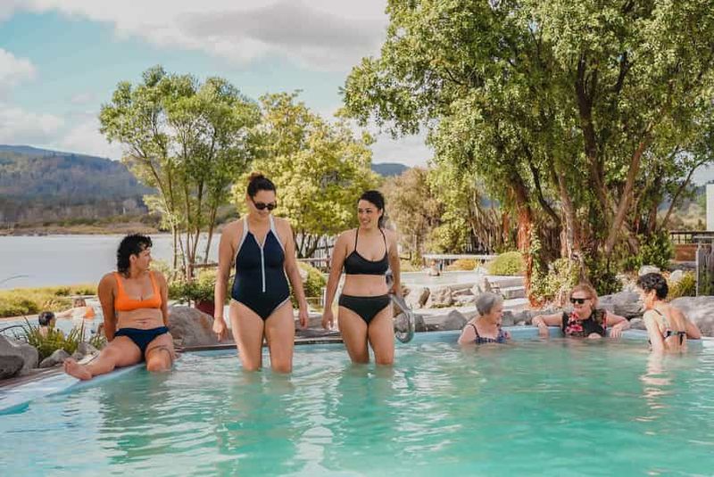 Billet MITAI MAORI VILLAGE Night XP & Polynesian Spa depuis Auckland