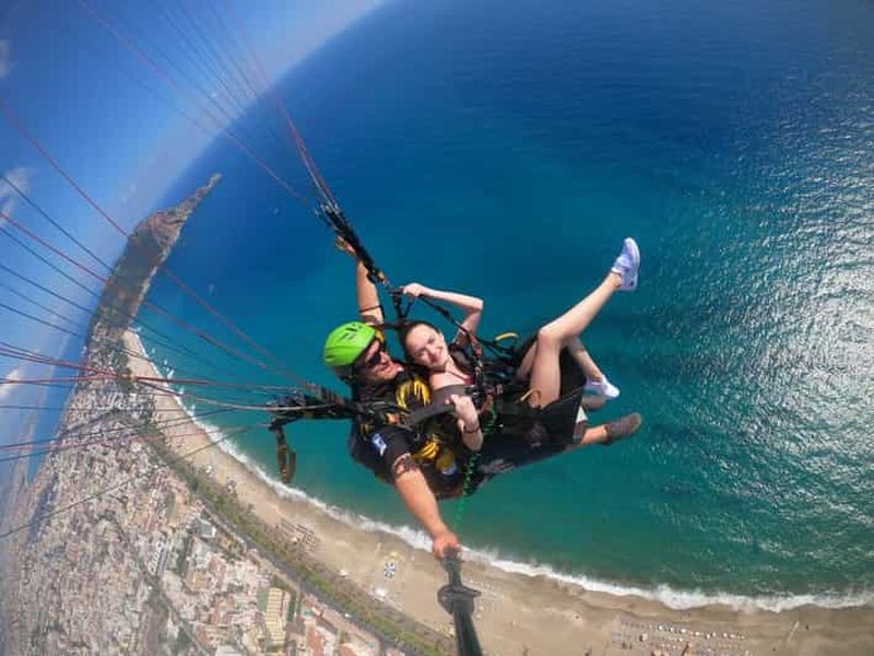 Billet Alanya : Parapente en tandem à partir de 700 m avec rendez-vous ou prise en charge