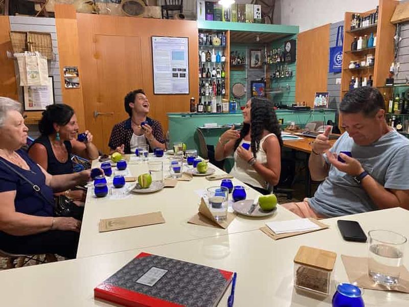 Billet Kalamata, Grèce : Visite d'une oliveraie biologique - Dégustation d'huile d'olive