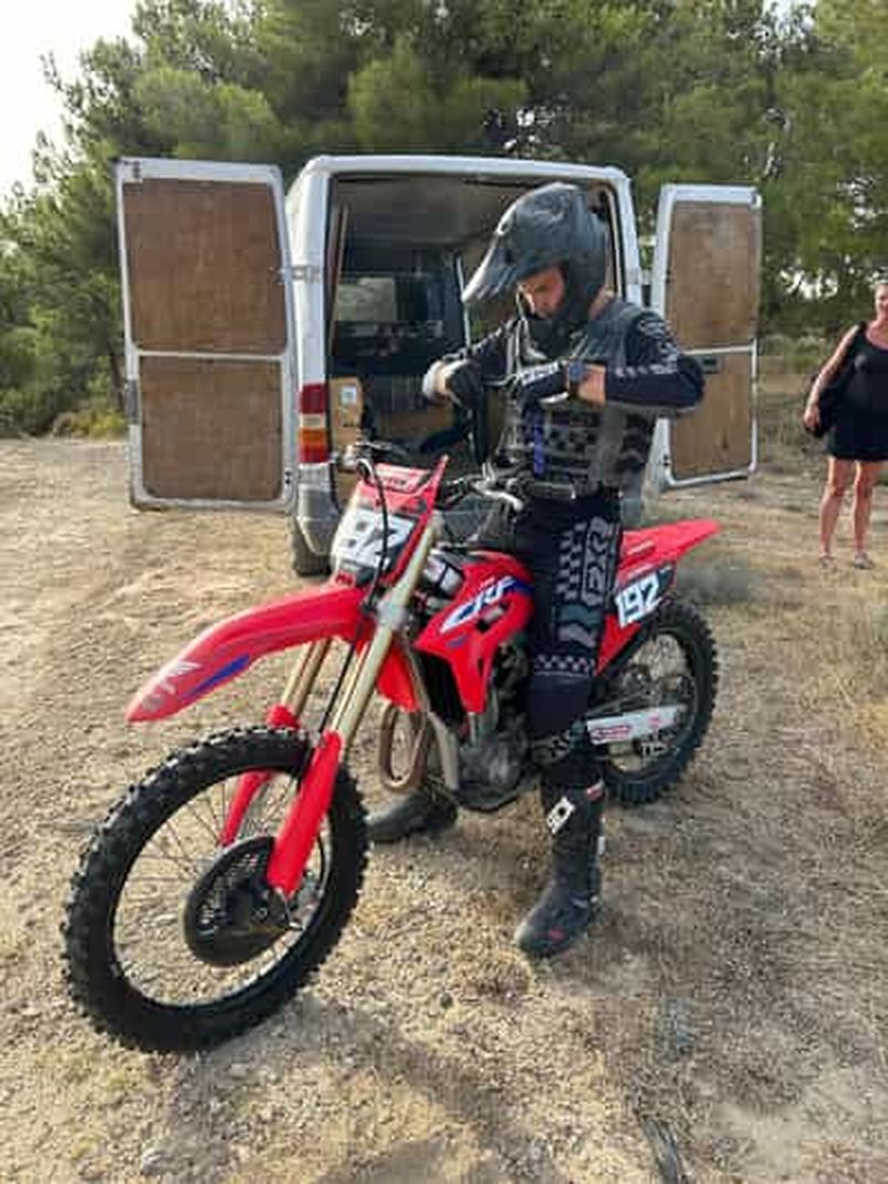Billet Rodos : Louez une moto-cross