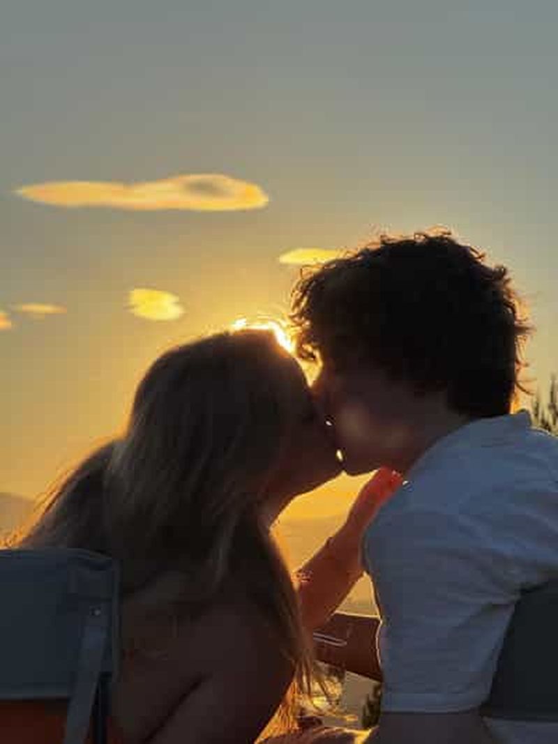 Billet Nice : coucher de soleil et dégustation de vin dans une Land Rover d'époque