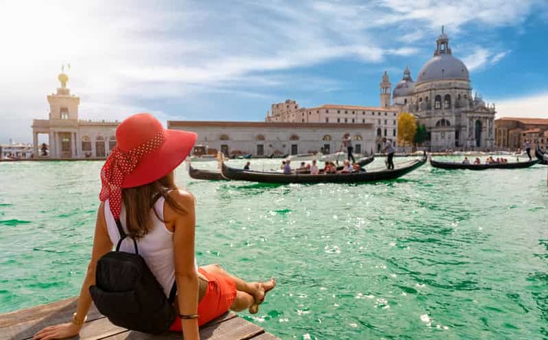 Billet Venise : Visite à pied et promenade en gondole partagée