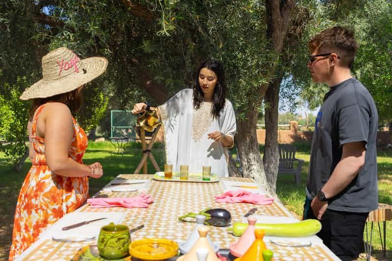 Billet Cours de cuisine marocaine : tajine de la ferme à la table