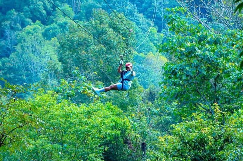 Billet ZANZIBAR : aventure en jet-ski et tyrolienne avec prise en charge