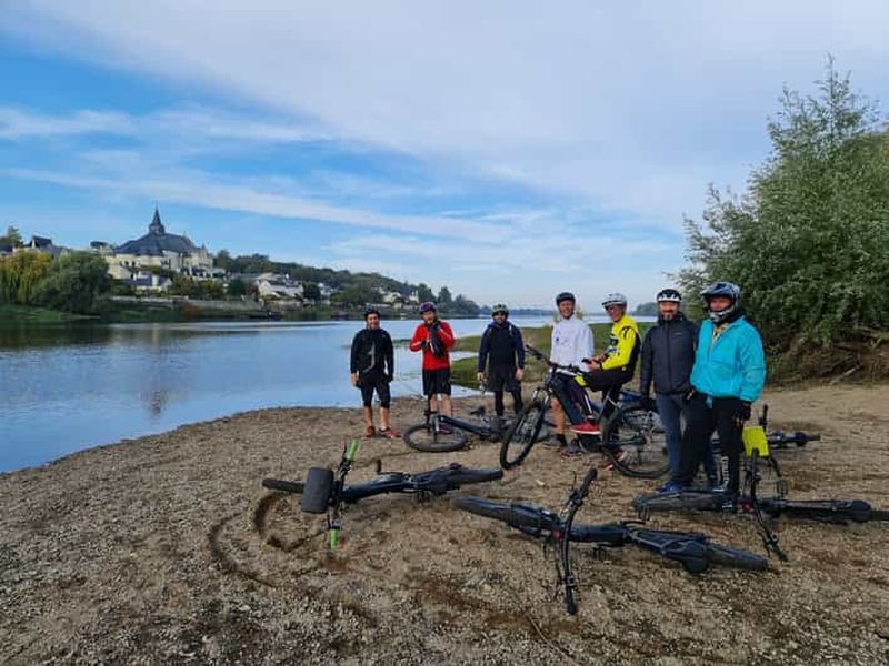 Billet Chinon: visite à vélo des vignobles de Saumur avec pique-nique