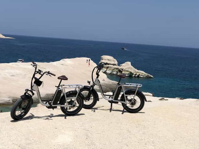 Billet Milos : Excursion d'une demi-journée en vélo électrique avec la plage de Sarakiniko
