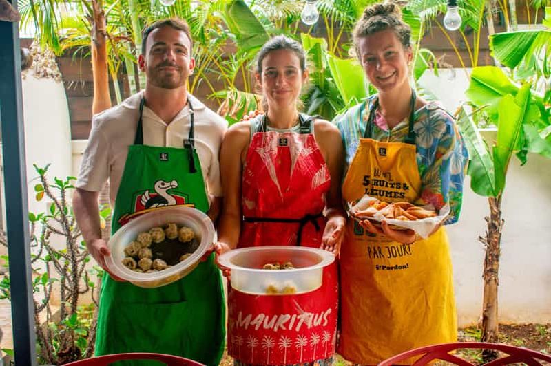 Billet Atelier de cuisine réunionnaise: cuisinez entrées plats et dessert typiques