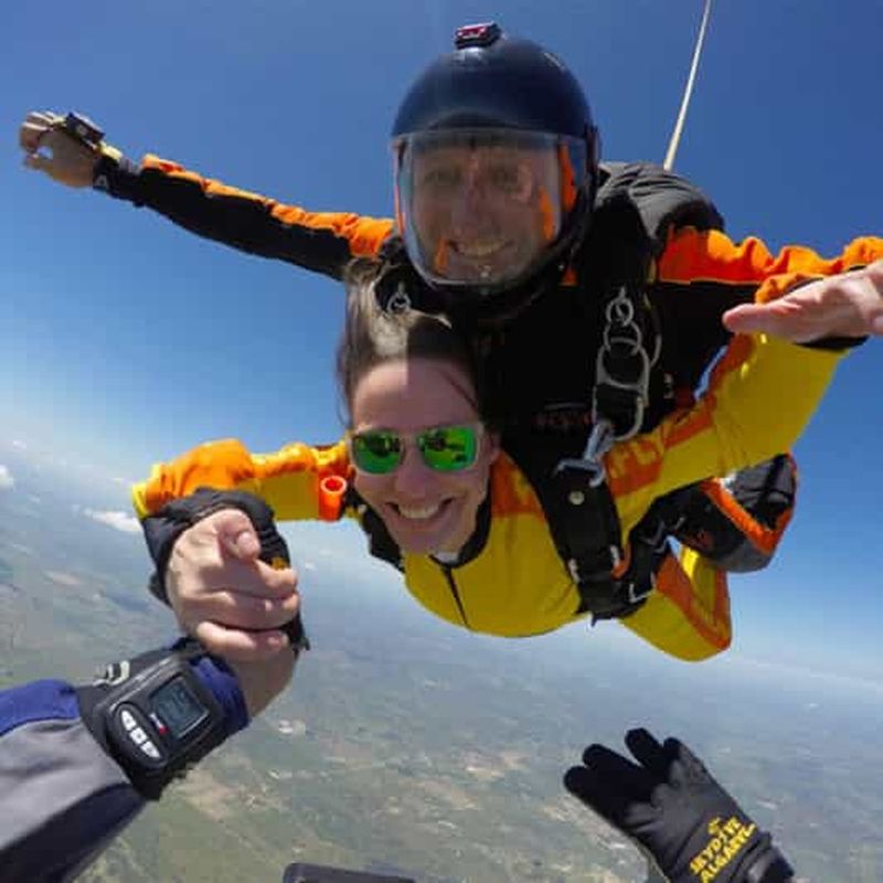 Billet Saut en parachute à Évora tout compris