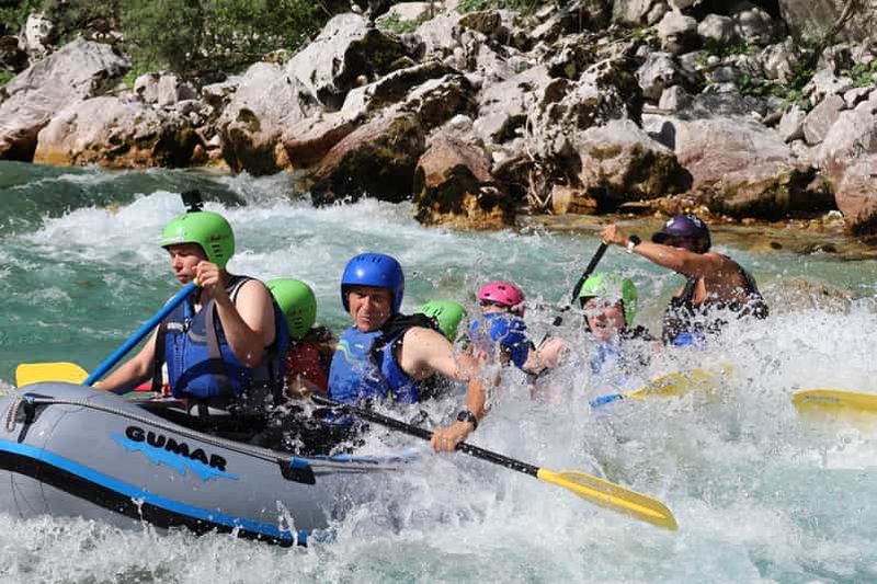 Billet Bovec : Aventure en rafting sur la rivière Soča avec photos et boisson