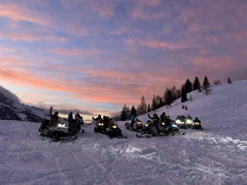 Billet Dolomites : excursion en motoneige à Casera Razzo avec apéritif