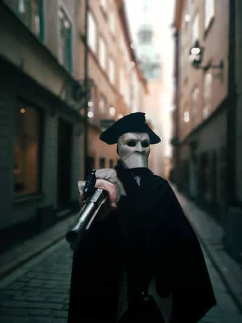 Billet Stockholm : théâtre ambulant sur les fantômes de la vieille ville, avec option dîner