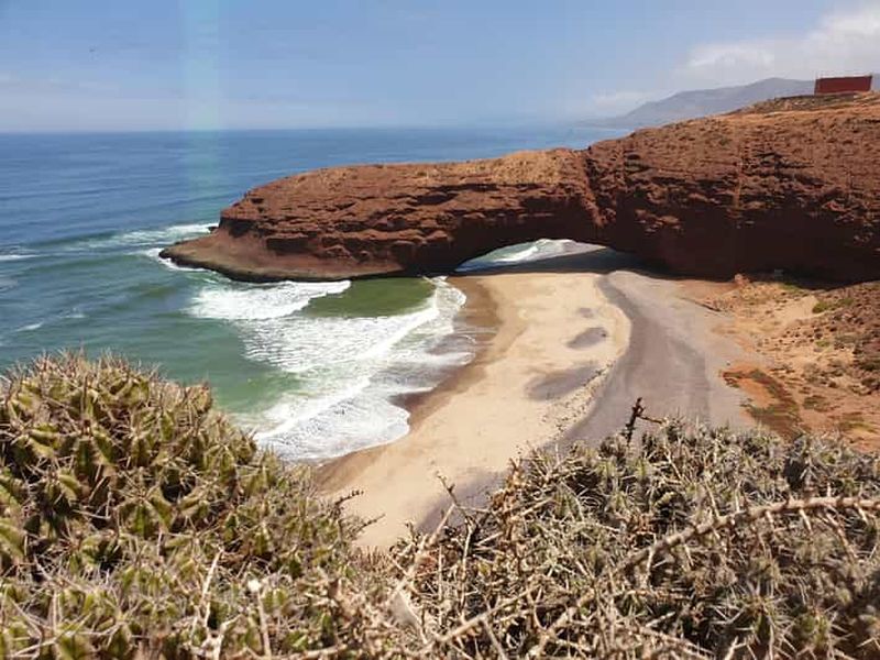 Billet Au départ d'Agadir : Excursion à la plage de Legzira et à Tiznit avec déjeuner