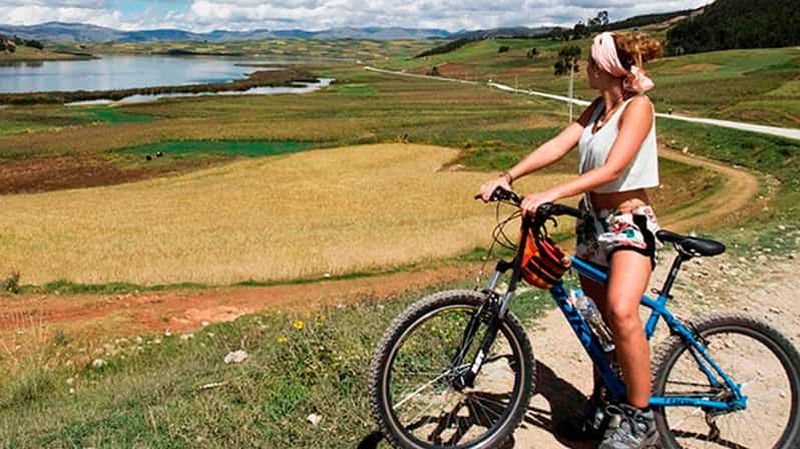 Billet Visite d'une demi-journée à vélo dans la vallée sacrée de Cusco