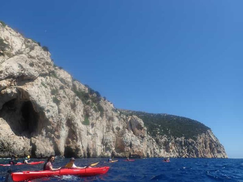 Billet Excursion en kayak à Capo Figari, Golfo Aranci (3 heures)