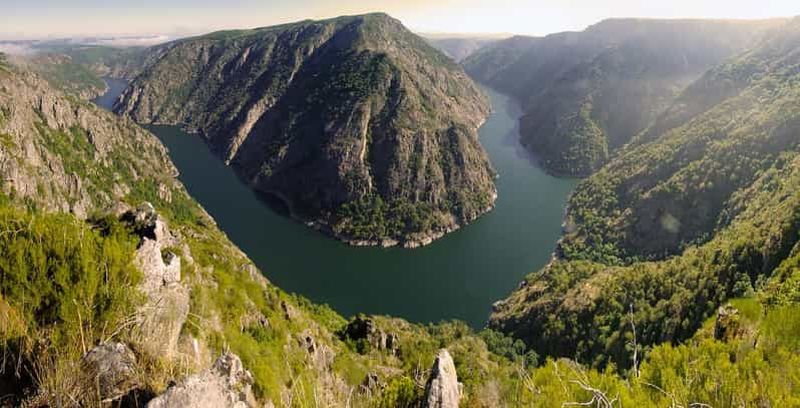 Billet Excursion d'une journée à la Ribeira Sacra et à Ourense avec croisière en catamaran