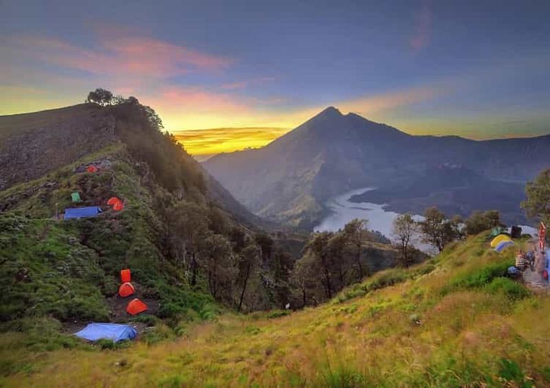 Billet Mont Rinjani : randonnée au cratère au lever du soleil