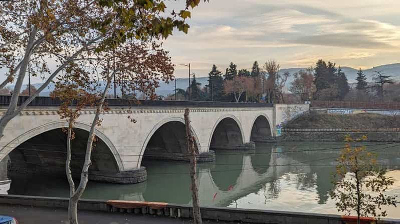 Billet Tbilissi : visite à pied pour découvrir le passé soviétique