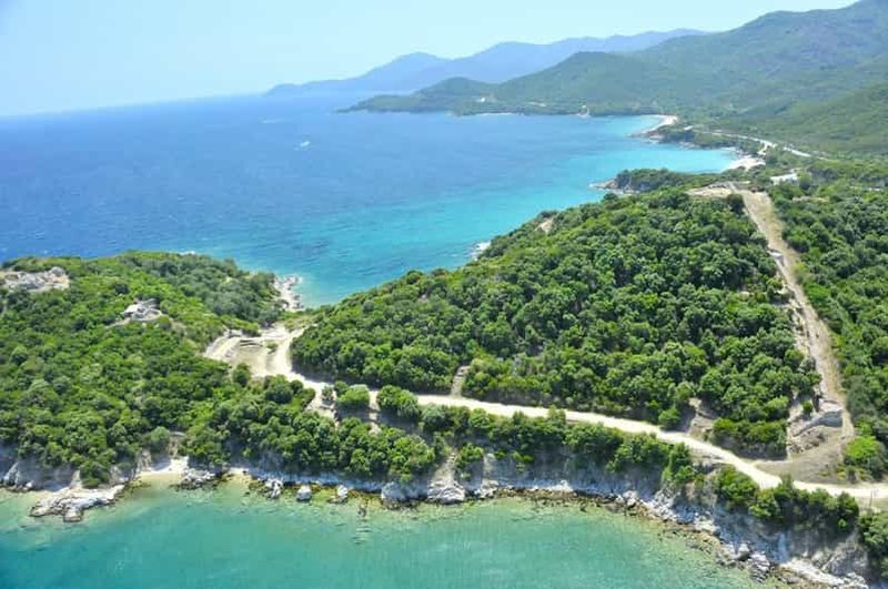 Billet Thessalonique : visite des vignobles de Chalcidique et parc d'Aristote