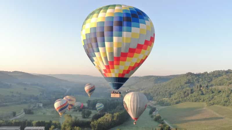 Billet Visite privée exclusive en ballon pour 2 personnes en Toscane