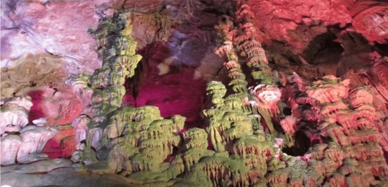 Billet Visitez les grottes de Canelobre et le musée de musique ethnique de Busot depuis Alicante.