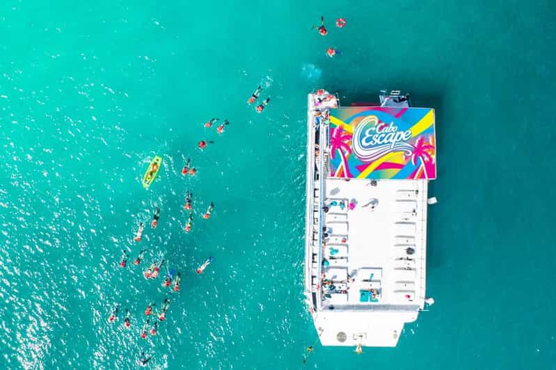 Billet Los Cabos : croisière avec plongée avec tuba et déjeuner