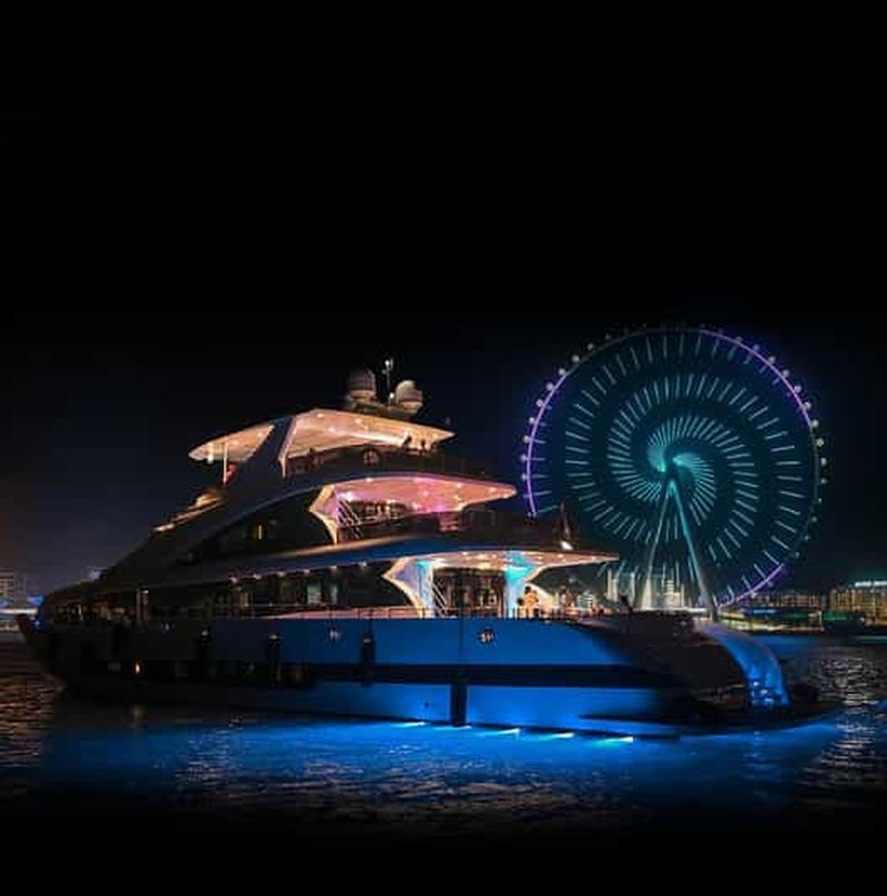 Billet Dubaï : Fête sur un superyacht avec DJ en direct et bar ouvert