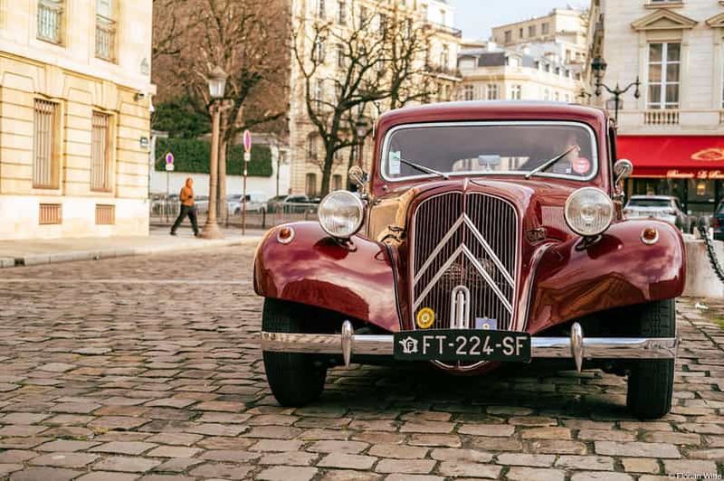 Billet Paris : Visite guidée privée de la ville en Traction Avant ou DS 21