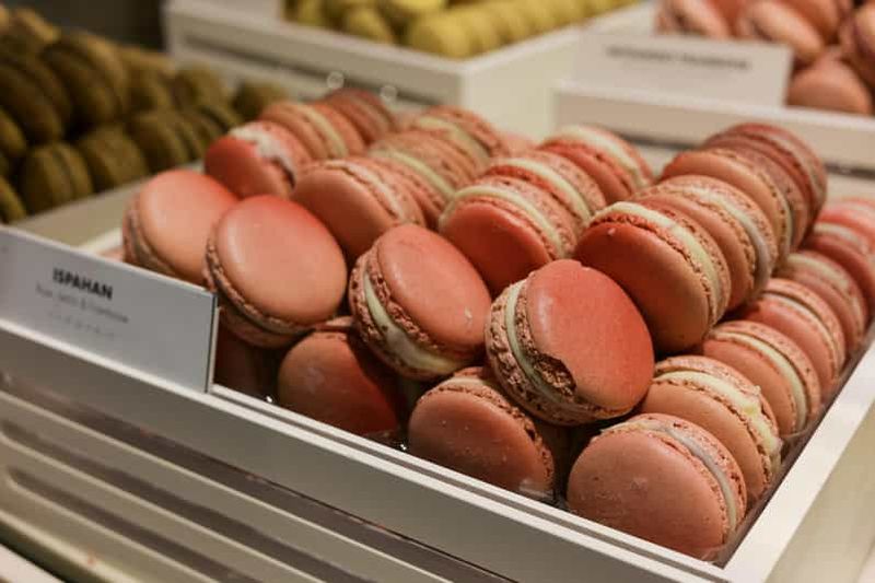 Billet Visite de dégustation de macarons à Saint-Germain-des-Prés, Paris