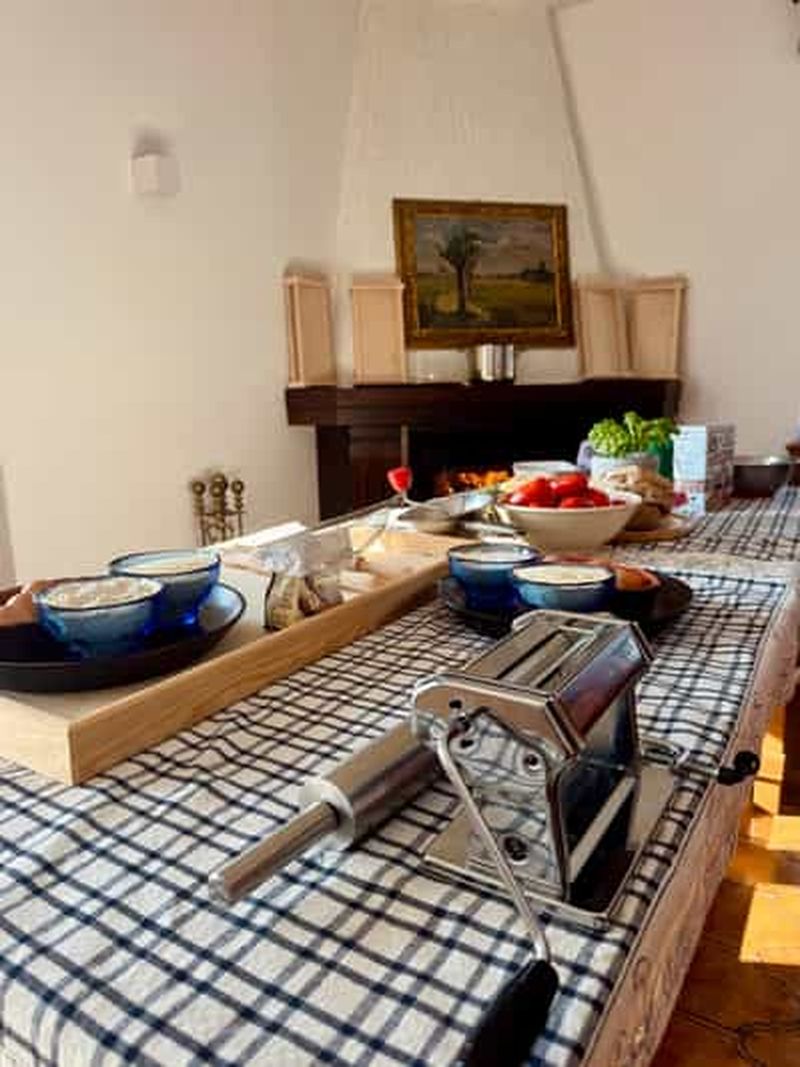 Billet Lac Majeur : Arona et Stresa, cours de cuisine avec dîner et musique