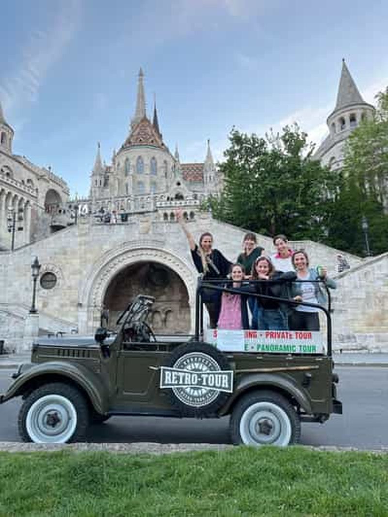 Billet Budapest : Visite privée de la ville avec une Jeep russe d'époque