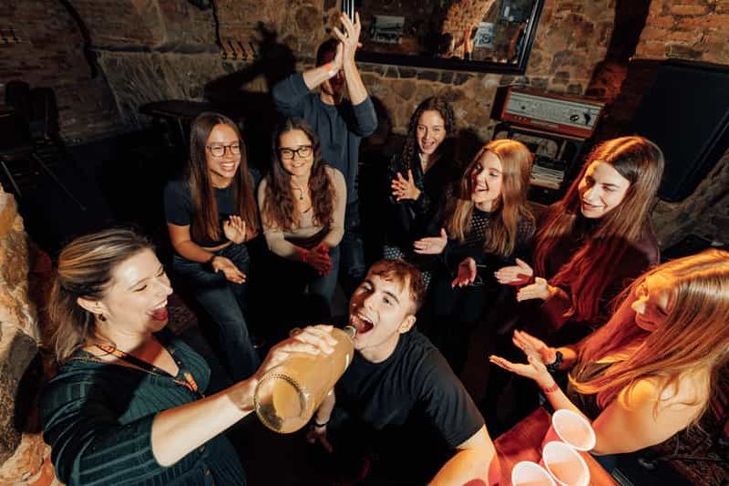 Billet Bratislava : tournée des bars privés avec bière et shots gratuits