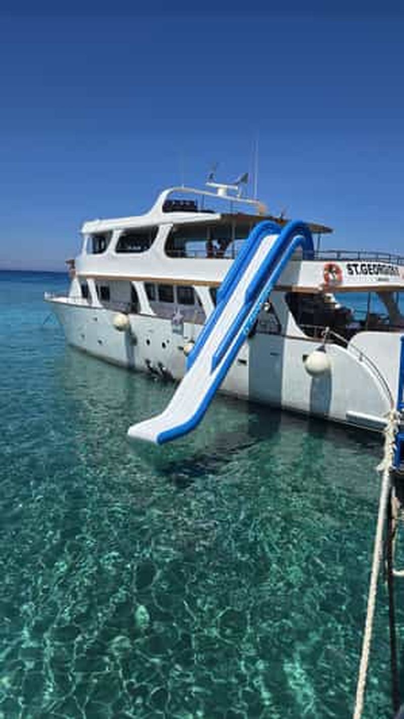 Billet Protaras : Harmony | Bateau de luxe avec toboggan et observation des tortues