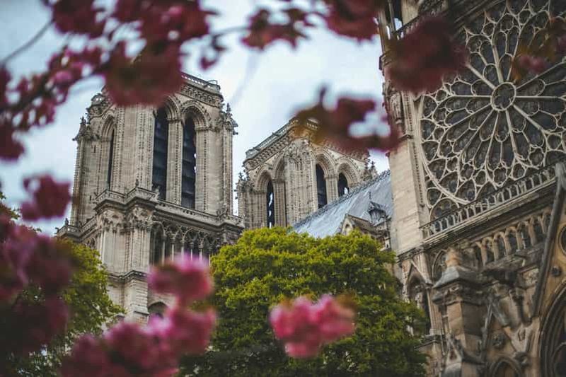 Billet Paris : Ste-Chapelle, Conciergerie, Notre Dame Visite privée