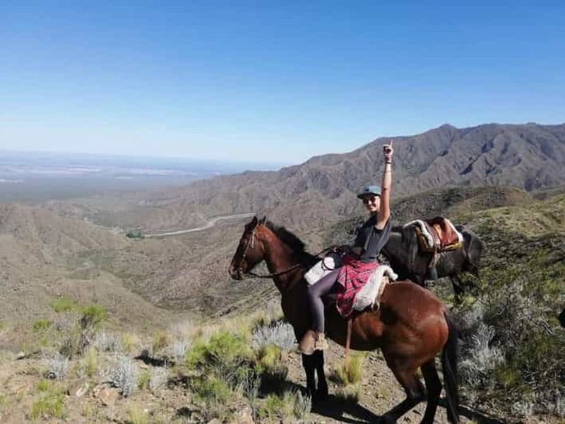 Billet Mendoza : Randonnée à cheval dans les montagnes au coucher du soleil et barbecue