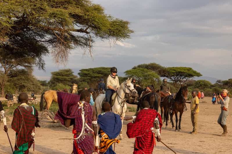 Billet Village Maasai et source d'eau chaude de Kikuletwa depuis Arusha