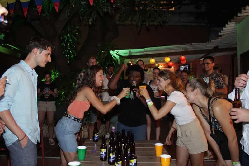Billet Carthagène : Tournée des bars avec cours de danse et shots gratuits