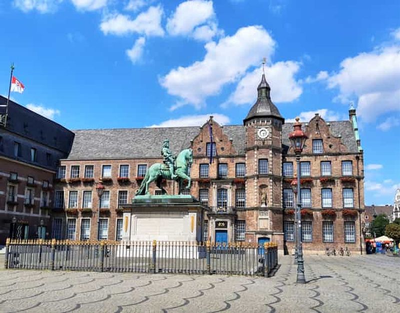 Billet Düsseldorf : Visite de la vieille ville et de l'Altbier