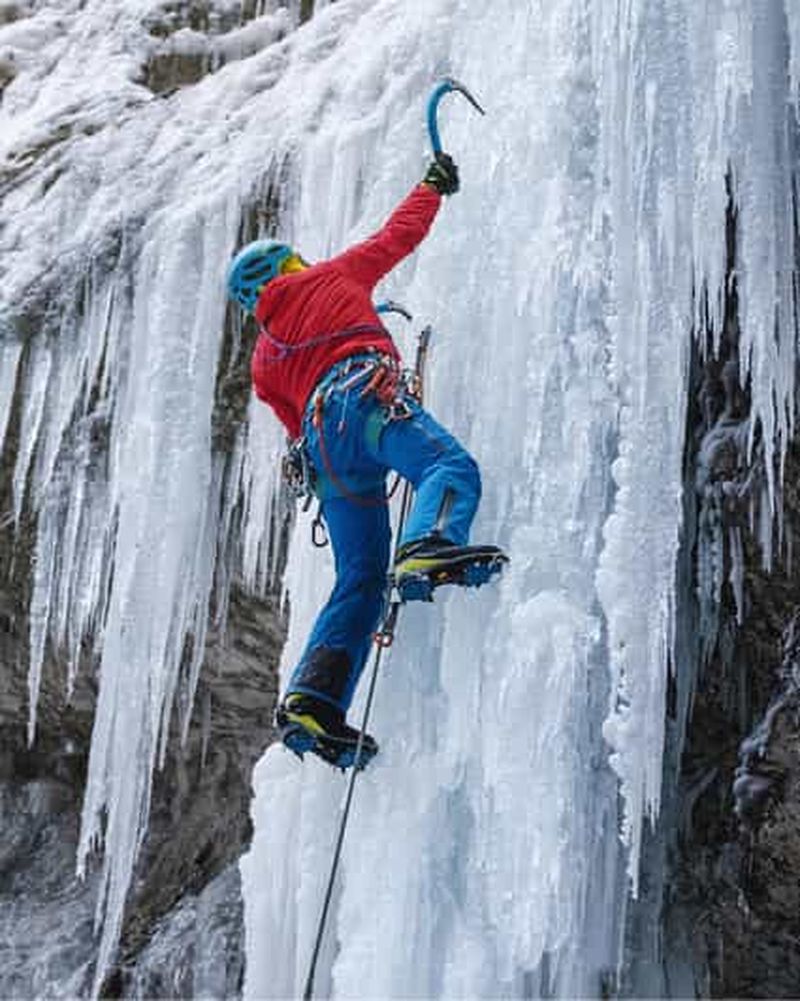 Billet Essayez l'escalade de cascade gelée - cascades entre Andalo et Cavedago