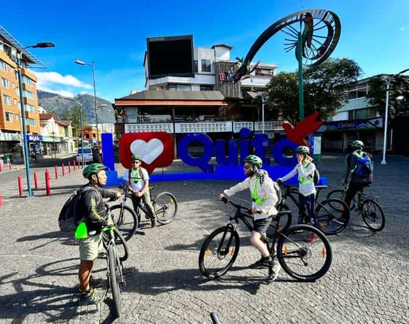 Billet TOUR À VÉLO SUR L'ÉVOLUTION DE QUITO